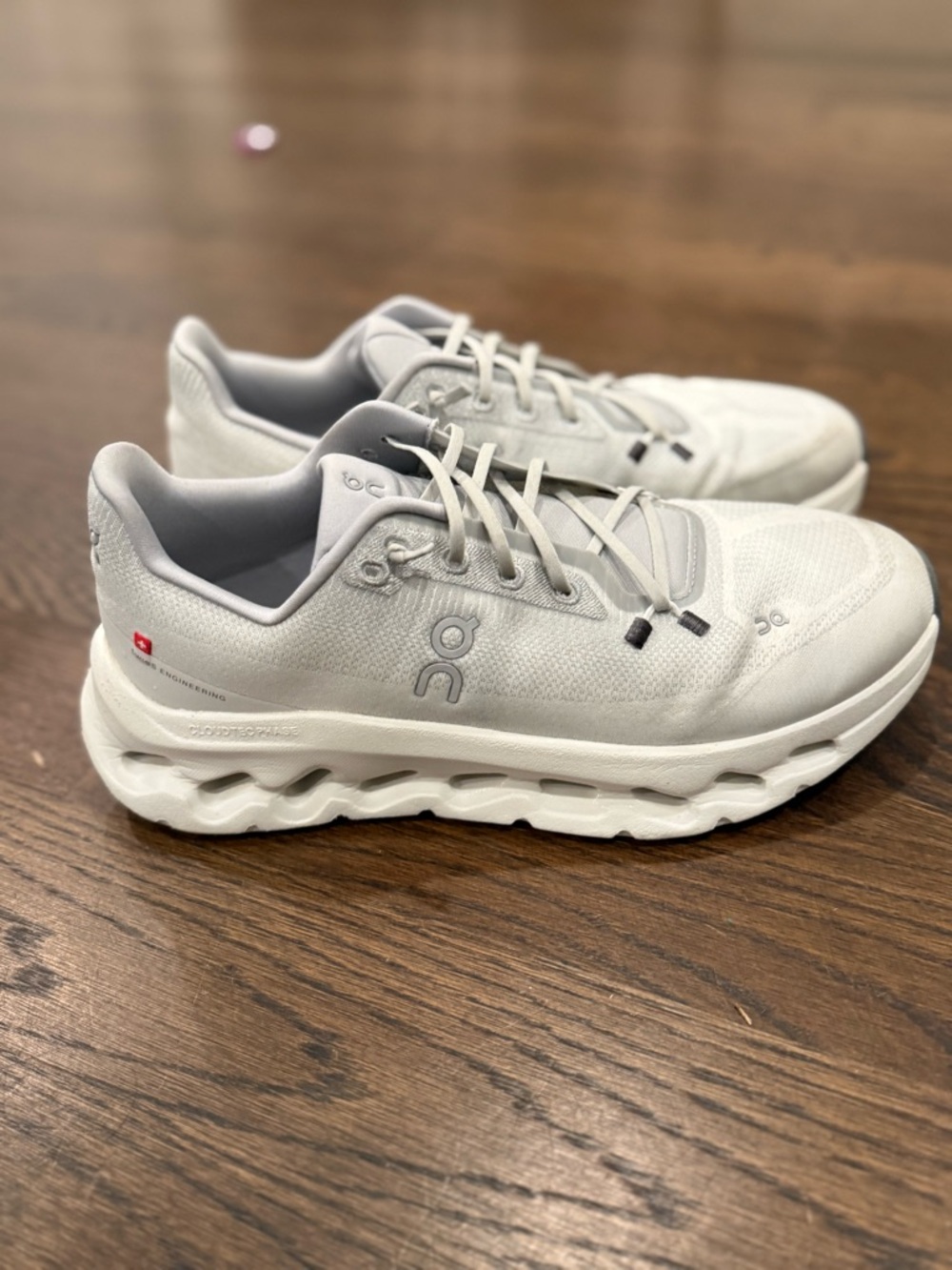 On Running Cloudtilt Men's Sneakers in Light Gray/White 8.5
